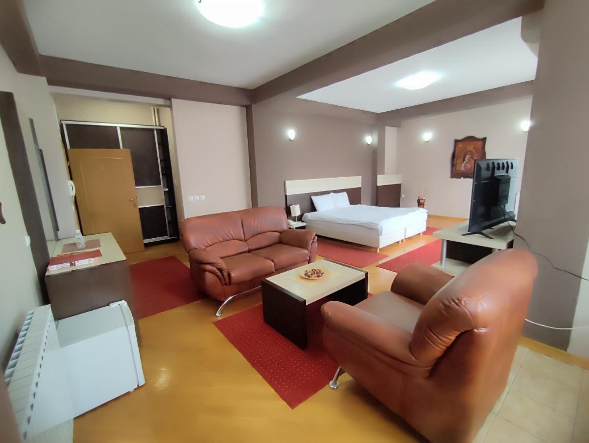 Premier Hotel Skopje Eksteriør billede