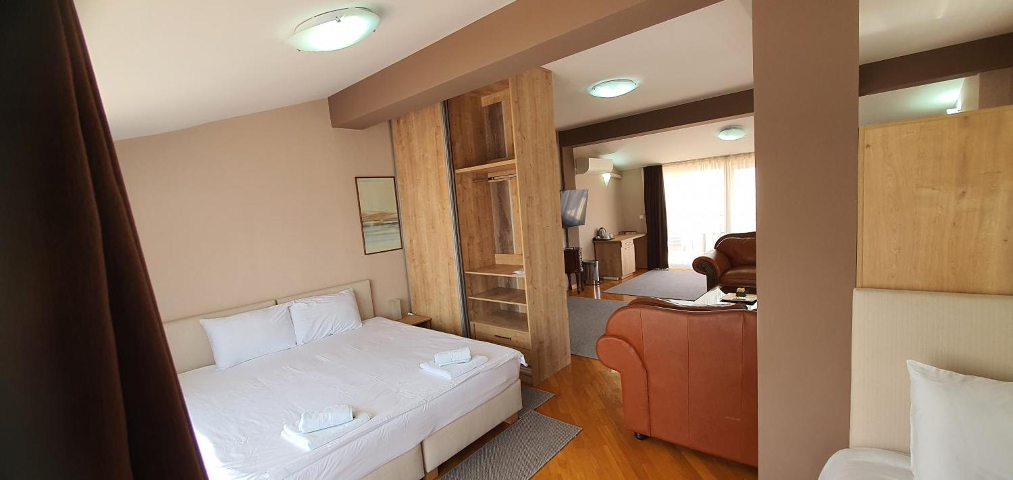 Premier Hotel Skopje Eksteriør billede